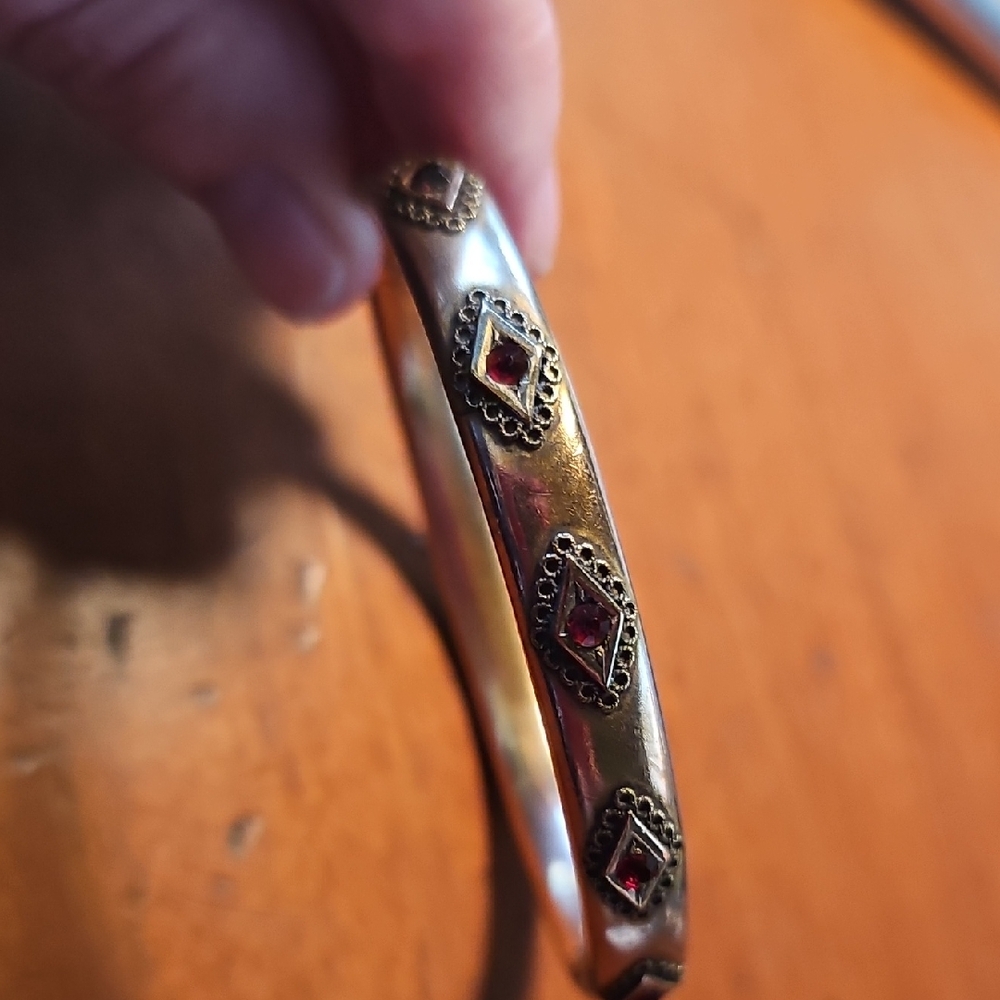 Garnet? Antique Bracelet